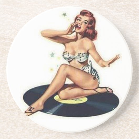 記録に坐っている女の子の上のPin コースター (正面)