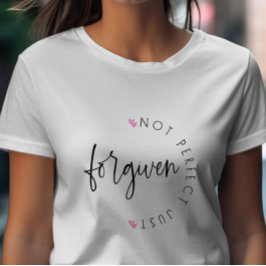 許されるだけでは完璧ではないハート Tシャツ