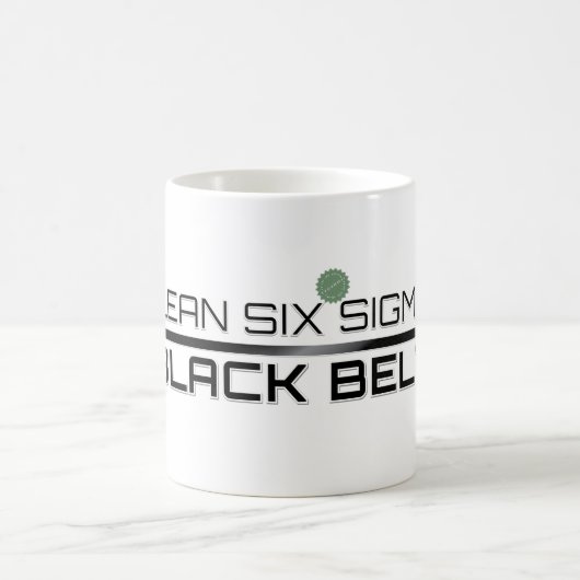 証明された傾き6つのシグマ黒帯 コーヒーマグカップ (中央)