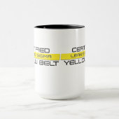 証明される6つのシグマ黄色いベルトのコーヒー・マグを傾かせます マグカップ (中央)