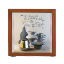 試み及び失敗はしかしスタイリッシュな陶器を試みます