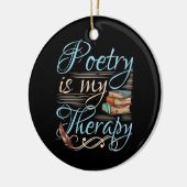 詩は私のセラピーで可愛い詩人の詩の作家 セラミックオーナメント (左)