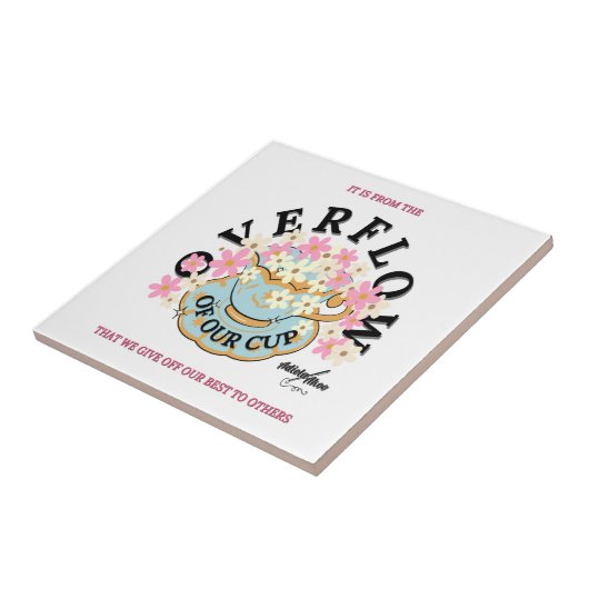 詩人アディエラ・アコーによるオーバーフロー陶磁器タイル タイル (側面)