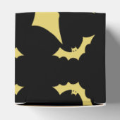 詩人アディエラ・アコーによるハロウィーンの好意ボックス フェイバーボックス (上部)