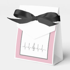 詩人アディラ・アコーの愛箱へ フェイバーボックス