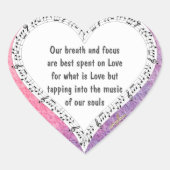 詩人アドゥエラ・アコオによる『愛への頌歌』ステッカー ハートシール (正面)