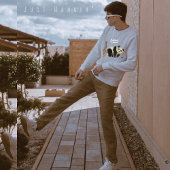 詩人Adiela AkooがデザインしたJust Hangin' T-Shirt Tシャツ