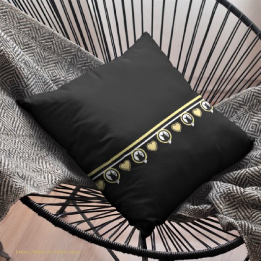 詩人Adiela Akooによるデザインのラブキャットスローピロー クッション