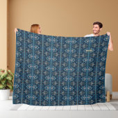 詩人Adiela Akooによる青い縞模様のペイズリー・ブランケット フリースブランケット