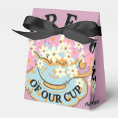 詩人Adiela AkooによるOVERFLOW Favy Box フェイバーボックス (正面サイド)