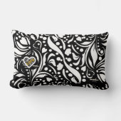 詩人Adiela Akooの人生の黒腰枕 ランバークッション (正面)