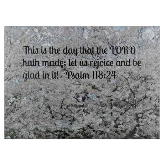 詩篇118:24この日は主が死ぬ日である カッティングボード (正面)