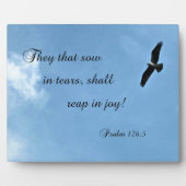詩篇126:5涙を流す者は刈り取る。 フォトプラーク (正面)