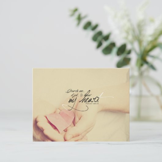詩篇139:23 – 私を探し、神よ、わたしのハートを知れ ポストカード (スタンド正面)