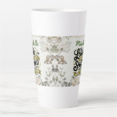 詩篇28:7主なる私の力と盾のカスタム カフェラテマグ (正面)