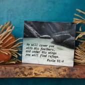 詩篇91:4彼は彼の羽であなたを覆う フォトプラーク (側面)