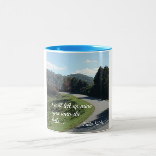 詩編121私は丘に私の目を持ち上げる ツートーンマグカップ (中央)