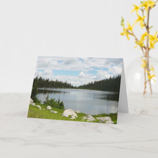 詩編13:5-6風光明媚な山の湖グリーティングカード カード (黄色い花)