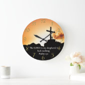 詩編23:1山の十字架 ラージ壁時計 (ホーム)