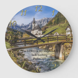 詩編23:1川のある山の近くの教会 ラージ壁時計