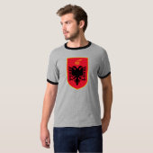 詳細アルバニアの紋章付き外衣 Tシャツ (正面フル)