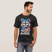 誇らしげに同性愛者ラクーンアジェンダー国旗のサングラス Tシャツ (正面フル)
