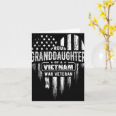 誇りある孫娘 ベトナム戦争退役軍人の祖父 カード (黄色い花)