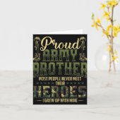 誇りある軍人の兄弟Tシャツ 愛国的な軍事退役軍人 カード (黄色い花)