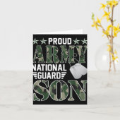 誇りある陸軍州兵の息子を持つ軍人家族の退役軍人 カード (黄色い花)