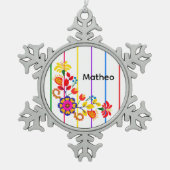 誇りをもってラティーノのベイビーシャワー | 花柄 & ストライプ スノーフレークピューターオーナメント (正面)