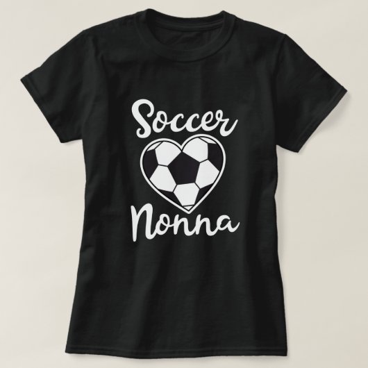 誇りを持ったなサッカーのNonnaレディースゲーム日のギフト Tシャツ (デザイン正面)