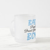 誇りを持ったな曾祖母の男の赤ちゃんのTシャツおよびギフト フロストグラスマグカップ (正面左)