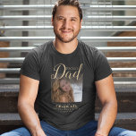 誇りを持ったパパ |フォト卒業Tシャツ Tシャツ<br><div class="desc">誇りを持った卒業生の写真を収めた卒業生のTシャツのモダンパパと卒業生の写真を取り入れた「20XXクラスのテンプレートの文字と名誇りを持った前20XXクラスの卒業生のパパ」。フォントスタイル、サイズおよび色は、カスタマイズ後クリックの更なるリンク上でカスタマイズより変更できる。</div>
