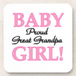誇りを持った素晴らしGrandpa Baby Girl Gives コースター<br><div class="desc">赤ん誇りを持った坊の女の子の記念ボックス、タイル、オーナメント、ノート、装飾用クッション、マグカップ、口、キーホルダー、磁石など素晴らし、黒とピンクの箱のおじいちゃん文字デザイン!</div>
