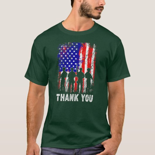 誇りを持った退役軍人アメリカ国旗ありがとう退役軍人 Tシャツ (正面)