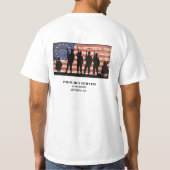 誇りを持った退役軍人1776アメリカ国旗 Tシャツ (裏面)