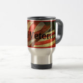 誇りを持った退役軍人、アメリカ国旗の定期刊行物マグカップ トラベルマグ (正面右)