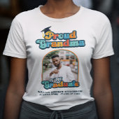 誇りを持ったGroovyレトロの大学院写真の祖母 Tシャツ