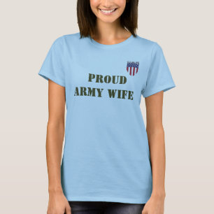 誇り高い自衛隊の妻 Tシャツ