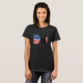 誇り高きドゴ・アルヘンティーノ アメリカ国旗 愛国 Tシャツ (正面フル)