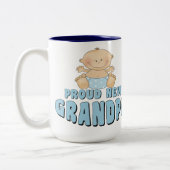 誇り高く新しい祖父の男の子 ツートーンマグカップ (左)