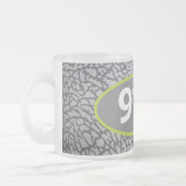 誇大宣伝はNESTOのマグを殺します フロストグラスマグカップ (左)