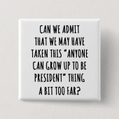 認めるか 缶バッジ (正面)