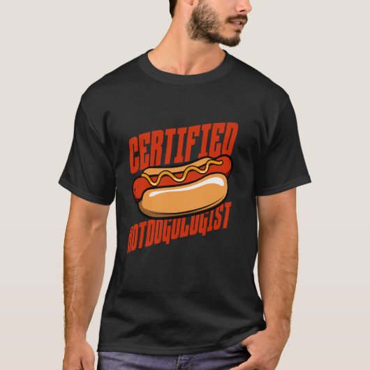 認定ホットドッグ研究家デザイン Tシャツ (正面)
