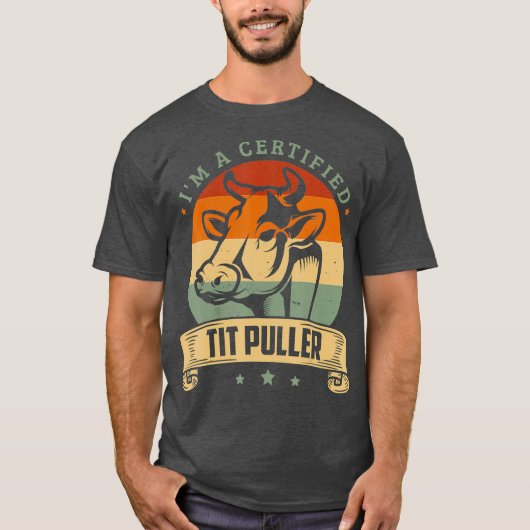 認定牛乳絞り機デザイナー 農家のためのデザイン Tシャツ (正面)