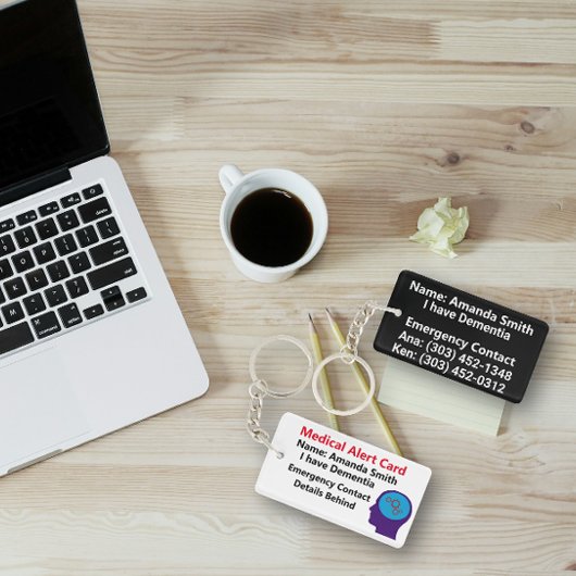 認知症の診断書を持っている キーホルダー