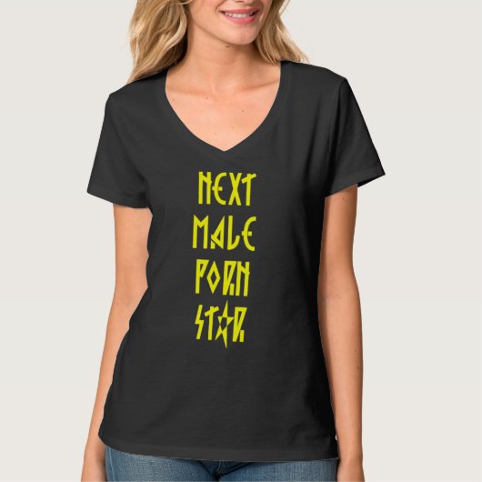 認識度独身のNymphomaniac金ゴールドA Nice Has Tシャツ (正面)