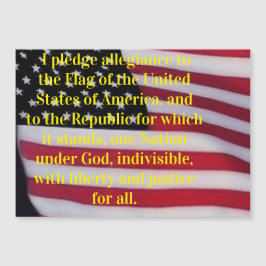 誓約マグネットを持つ米国国旗