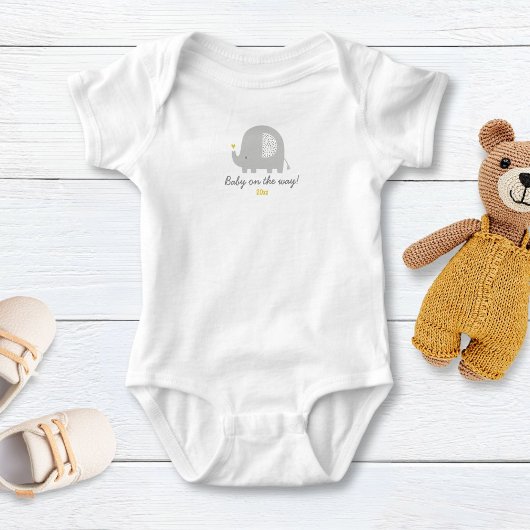 誕生の年と可愛い象 ベビーボディスーツ