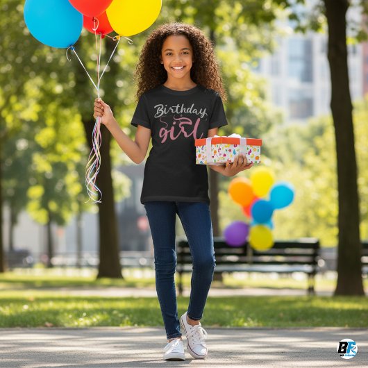 誕生デイガールエレガント&魅力的 Tシャツ